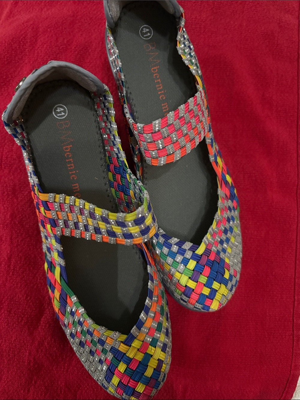 NWOT Bernie mev . Rainbow Woven Mary Jane Wedges with Silver Accents 41